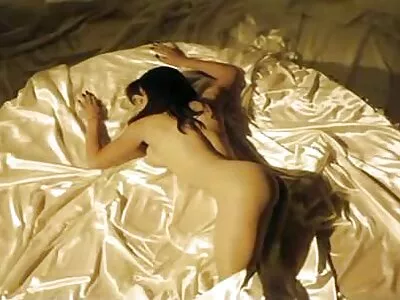 Big boobs MILF નષ્ટ થાય છે તેના લટકેલા છોકરાના ત્રીપલ સેકસ વીડીયો રમકડાથી